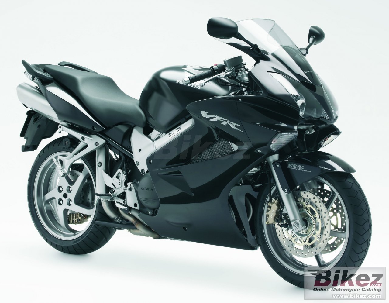 Big Honda vfr 800 interceptor abs picture and wallpaper from Bikez.com